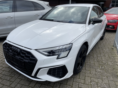 Audi S line 45 TFSI e S tronic