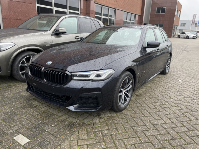 BMW e Touring M Sport Laser, HeadUp, Panoramadach