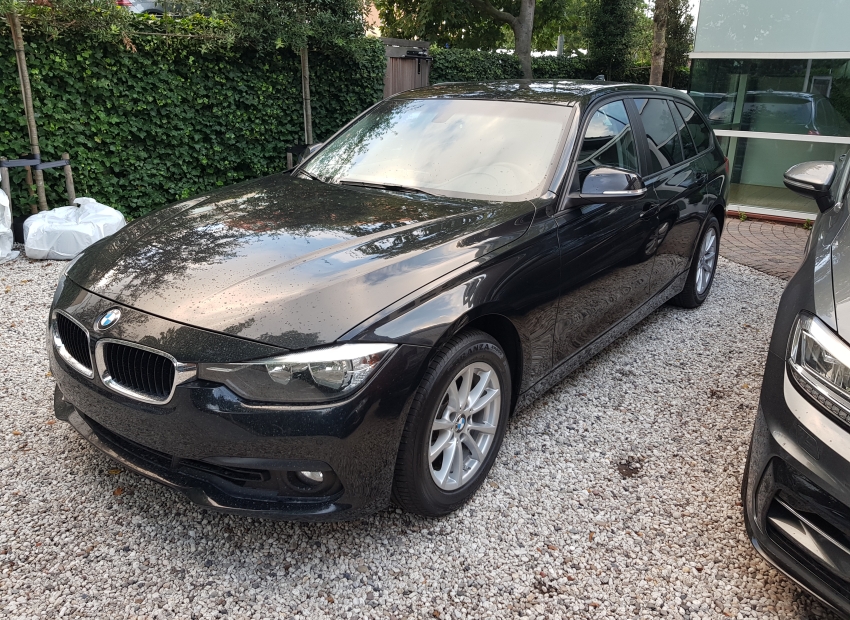 BMW 318i Touring  uit Duitsland importeren