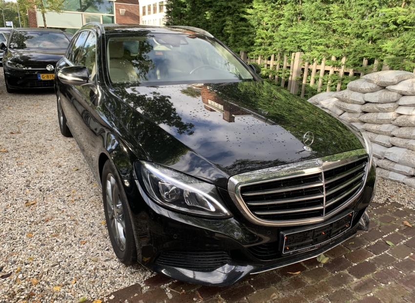 Mercedes-Benz C 200 T-Modell uit Duitsland importeren