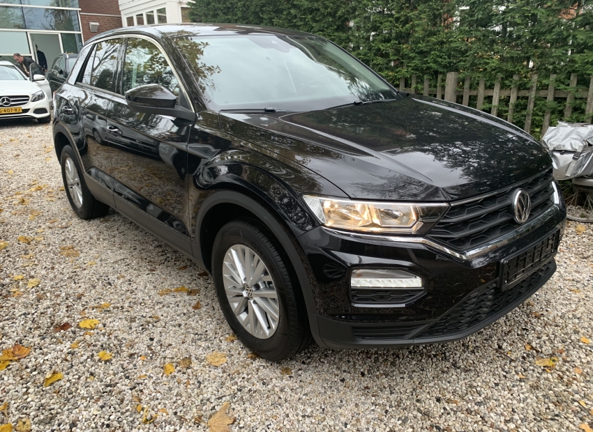 Volkswagen T-Roc 1.5 TSI DSG 6-d Temp uit Duitsland importeren